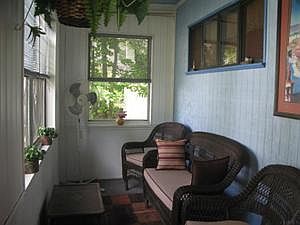 3rd image of 12 Kemp Ave