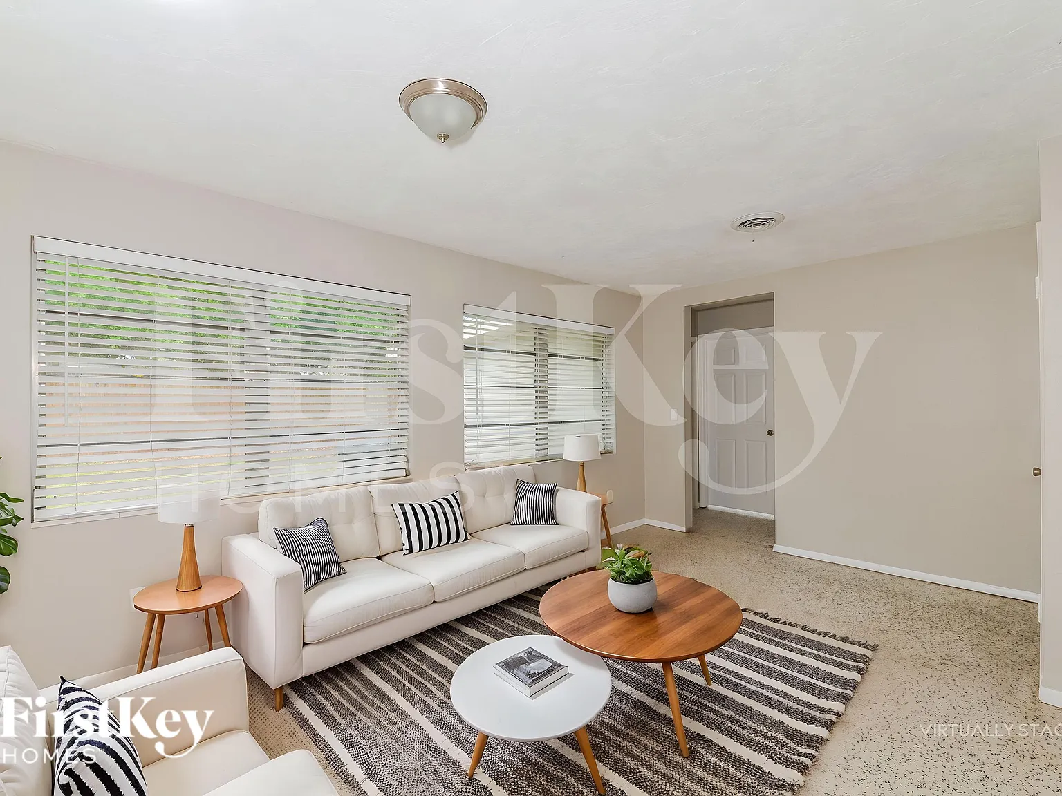 3 bed, 2.0 bath, 1575 sqft, $1,905 — Photo 3