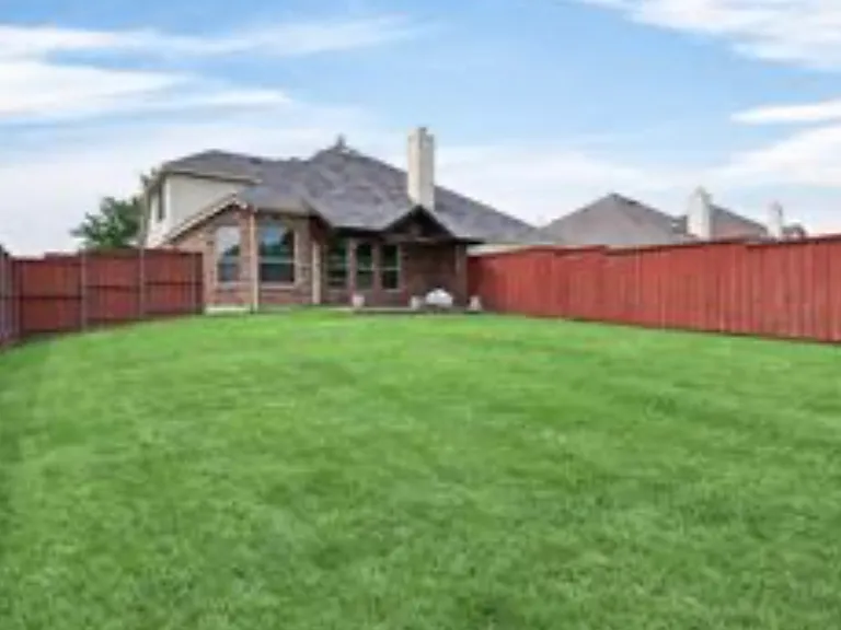 3417 Loblolly Ln — Photo 2