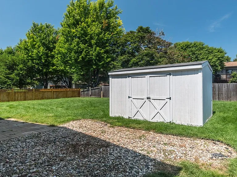 4608 E Blazewood Dr — Photo 29