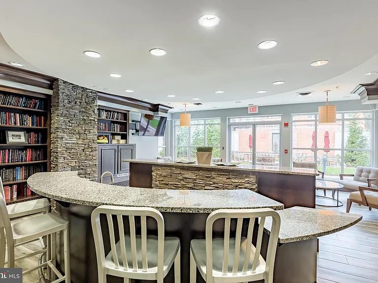 1451 Belmont St NW #11 — Photo 7