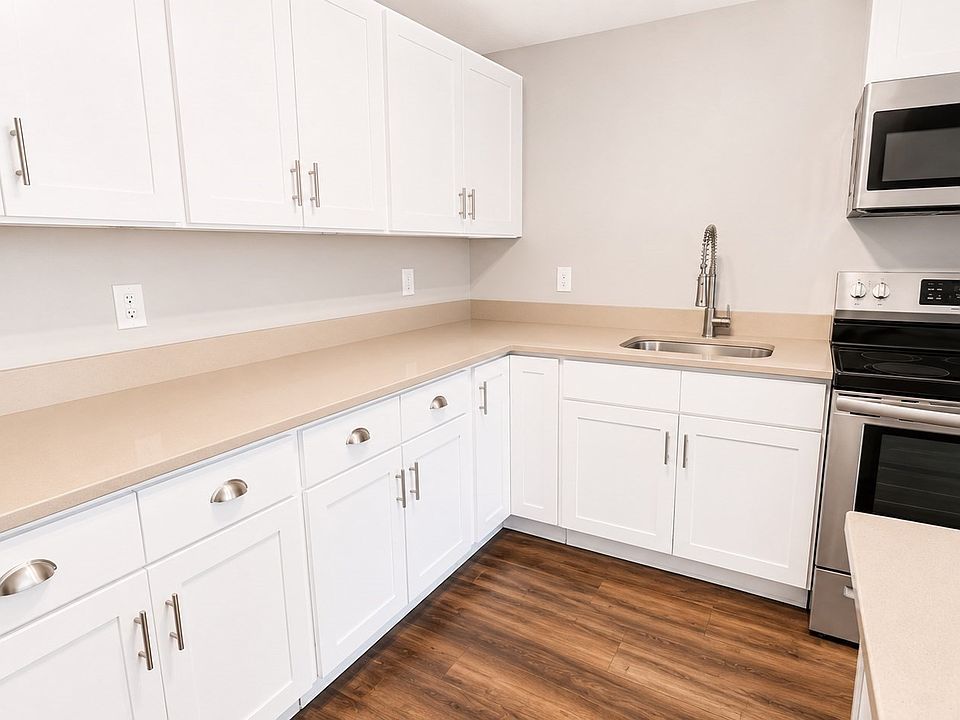1st image of 154 2nd St #111A