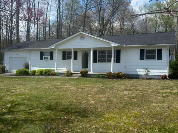 1207 Level Green Rd, Corbin, KY 40701