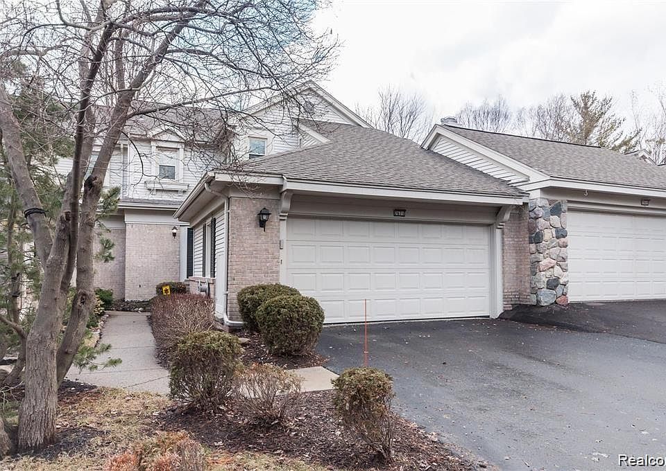 1st image of 7671 Danbury Cir #1
