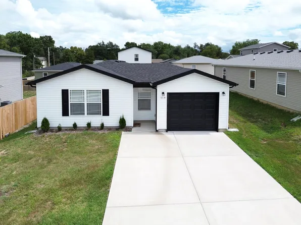 115 Pin Oak Court, Hollister, MO 65672