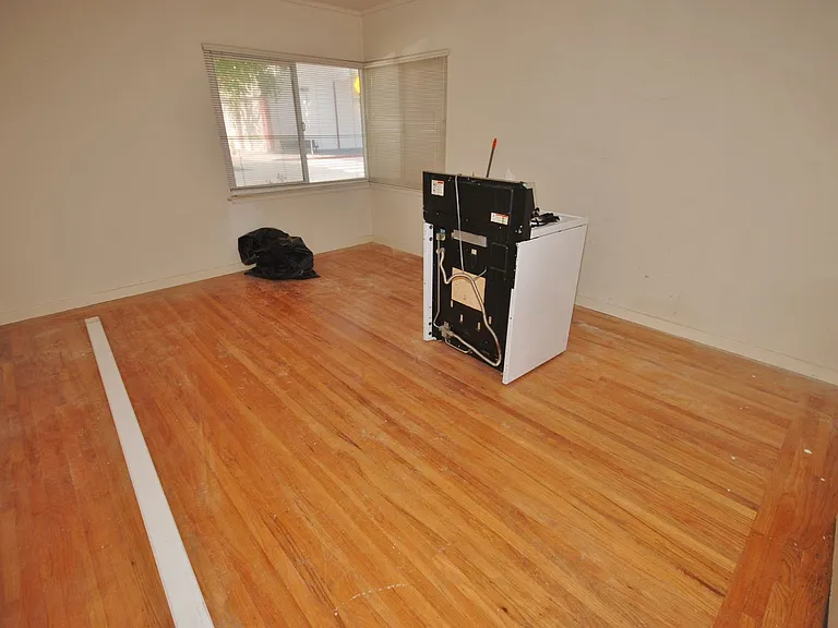 727 Menlo Ave. — Photo 9