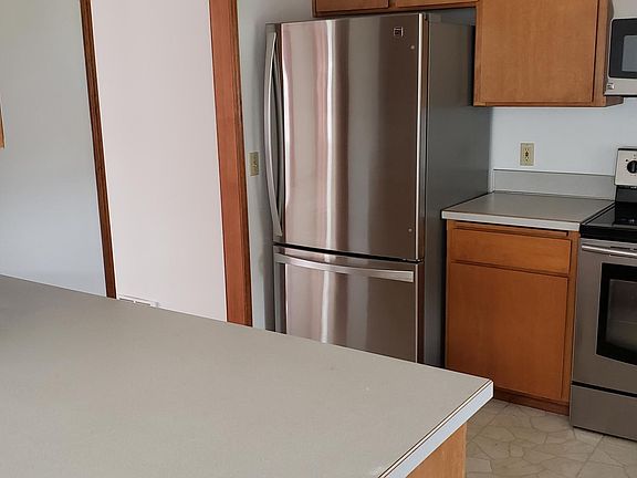 4th image of 740 N Spencer Farm Pl