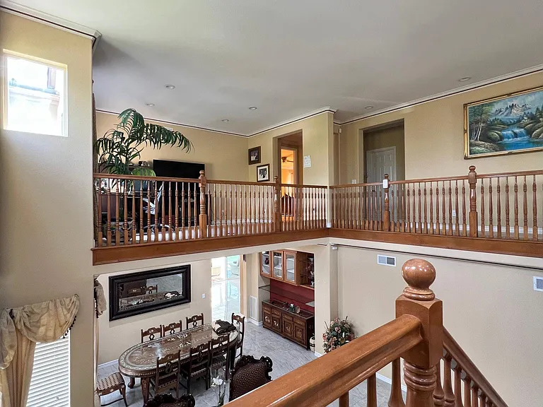 11306 Shorepointe Ct — Photo 13