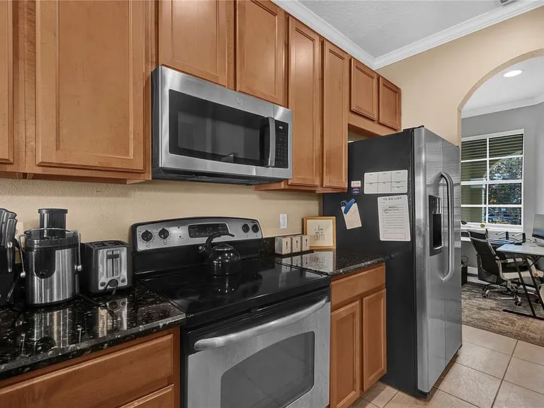5150 Fiorella Ln — Photo 5