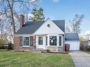 4218 Normandy Rd, Royal Oak, MI 48073