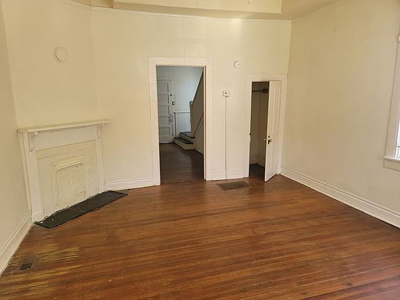 4th image of 203 Carolina St #203