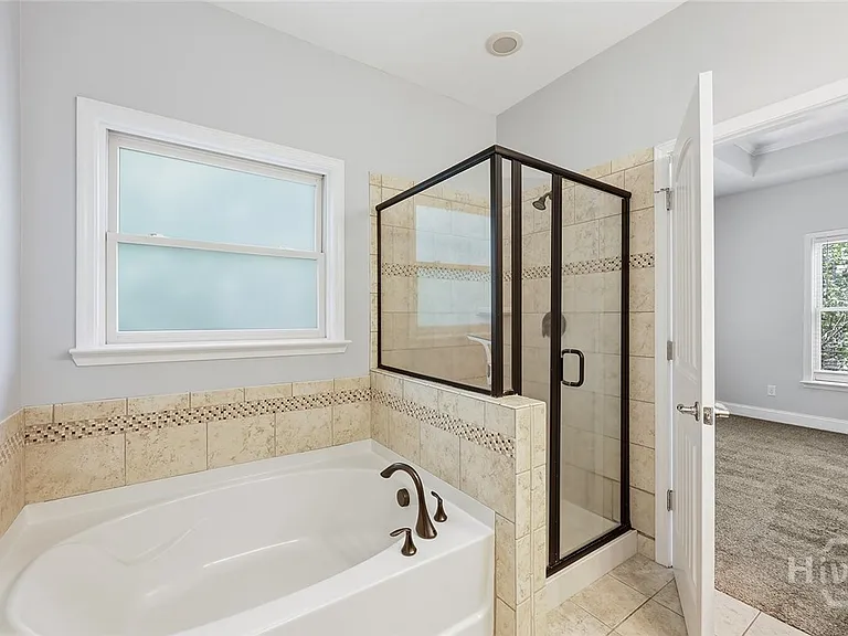 1701 Lincoln St — Photo 25
