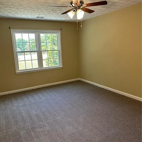 3305 Maple Ridge Ct — Photo 24