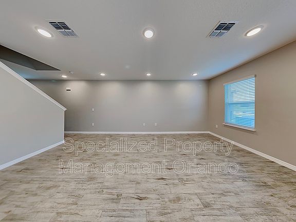 4th image of 4356 Desert Rose Ave