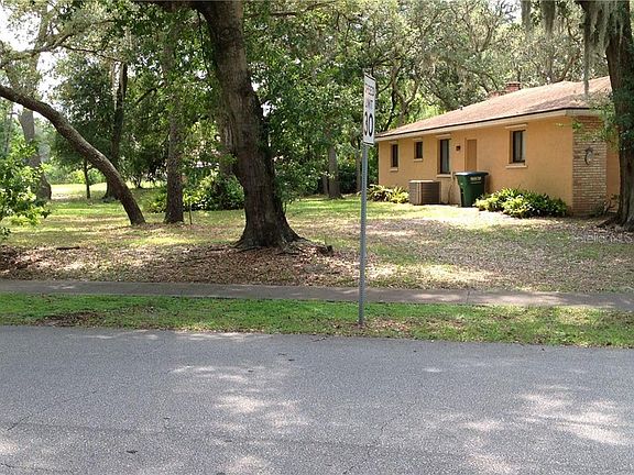 3rd image of 1396 Lydia Dr