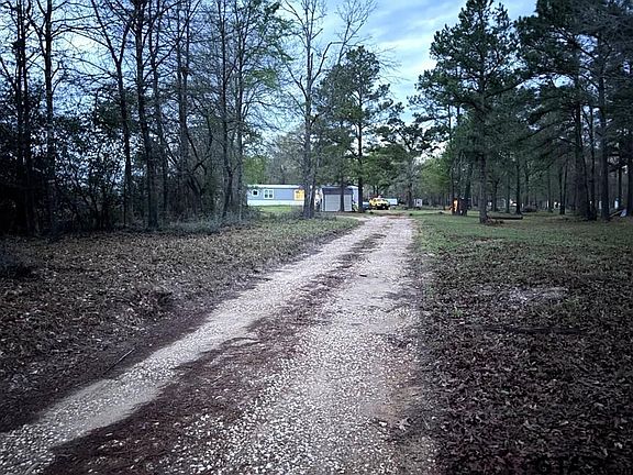 3rd image of 1400 County Road 4020