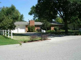 446 S Turquoise St, Wichita, KS 67209