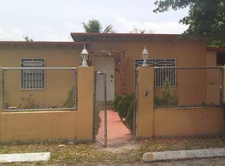 1210 Fisherman St, Opa Locka, FL 33054