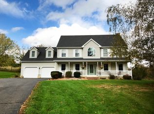 40 Stowe St, Middlefield, CT 06455