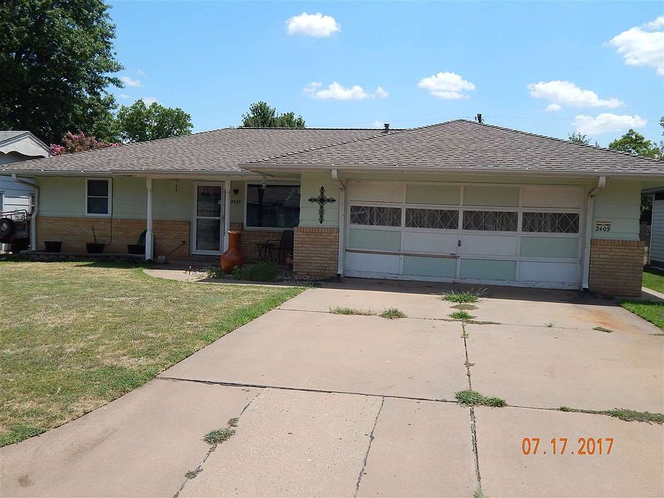 1st image of 2409 E Cypress Ave