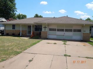 2409 E Cypress Ave, Enid, OK 73701