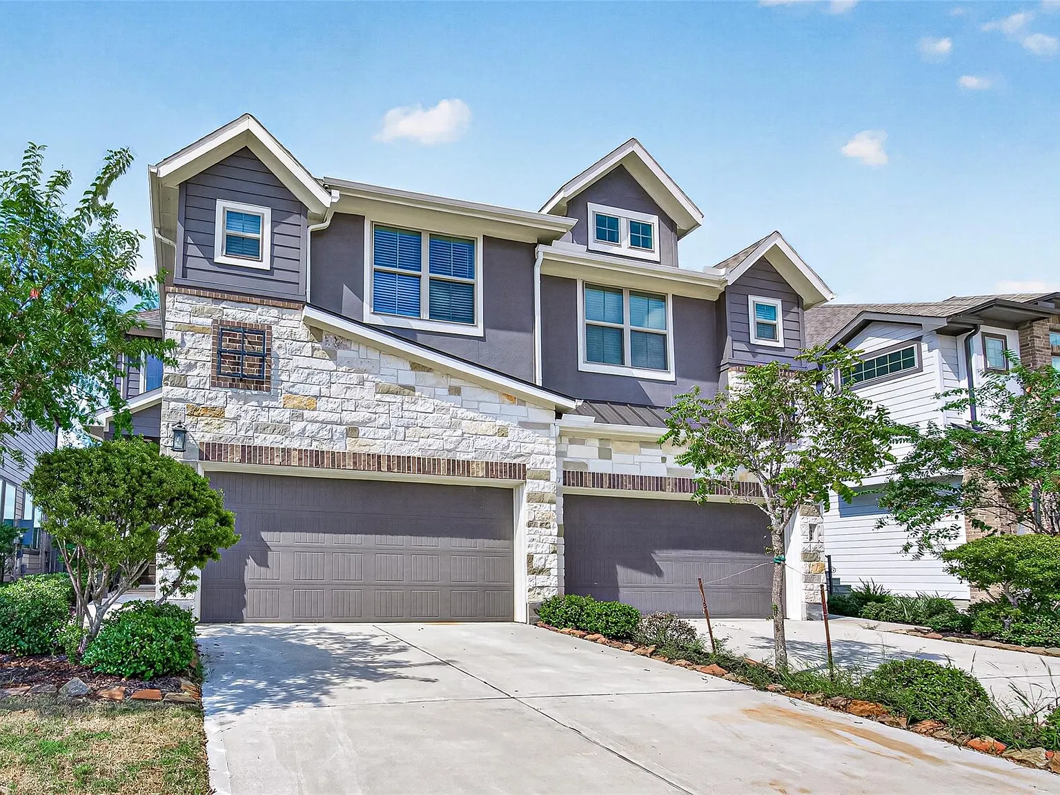 3 bed, 2.5 bath, 2037 sqft, $1,950 — Photo 4