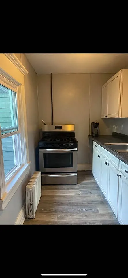 1 bed, 825 sqft, $1,200 — Photo 3