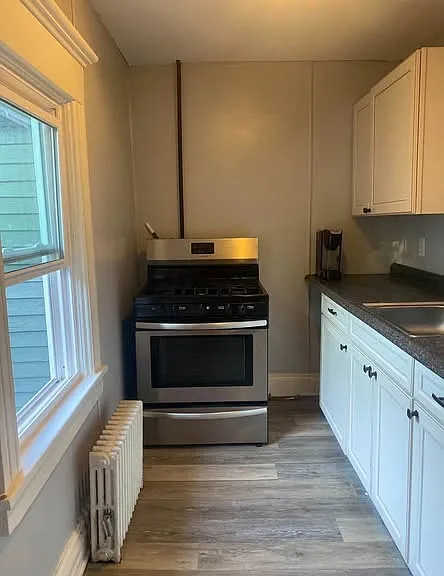 305 Castle St #3 — Photo 3
