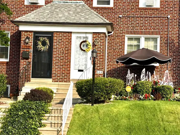 426 E Slocum St, Philadelphia, PA 19119
