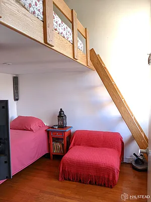 Rented by Halstead Real Estate | media 6