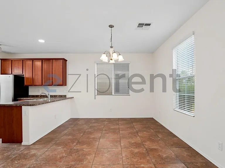 4028 E Tulsa St — Photo 7