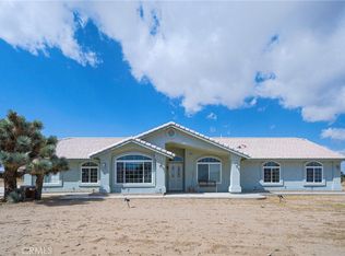10470 Arrowhead Rd, Phelan, CA 92371