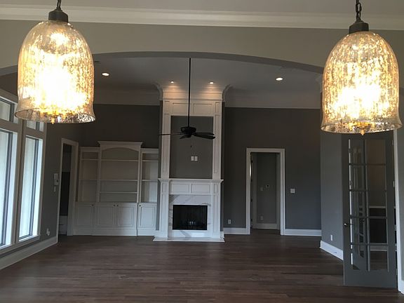 4th image of 1414 Toulouse Dr