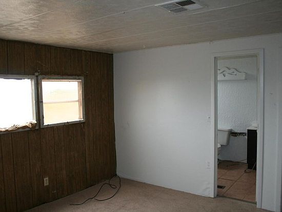 1st image of 16 Vigil Ln