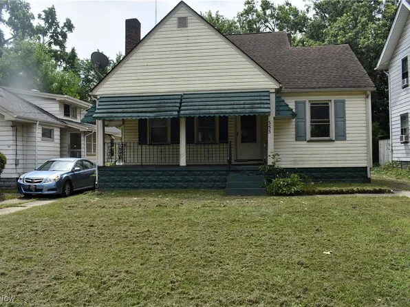 353 Hilton Ave, Youngstown, OH 44507