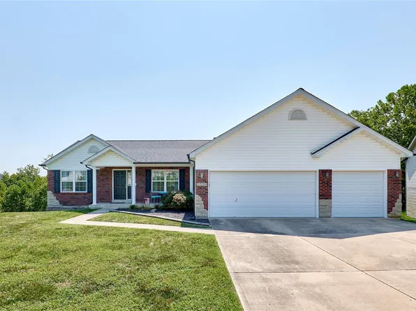 2759 Providence Ridge Dr, Wentzville, MO 63385