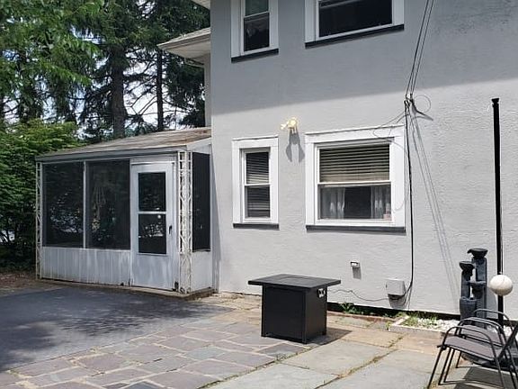 4th image of 773 Bloomfield Ave