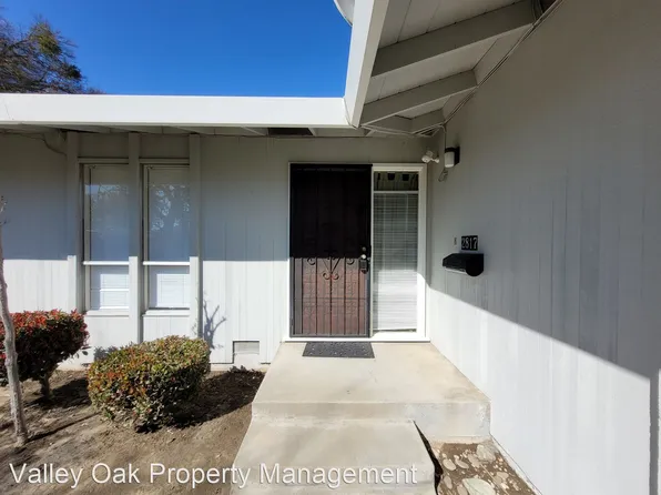 2817 Thornton Ct, Modesto, CA 95350