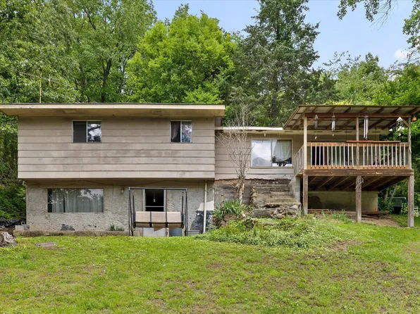 16211 Lakewood Dr, Sale Creek, TN 37373