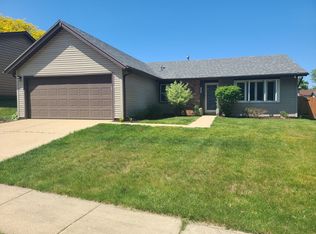 1217 Nashua Ln, Hanover Park, IL 60133