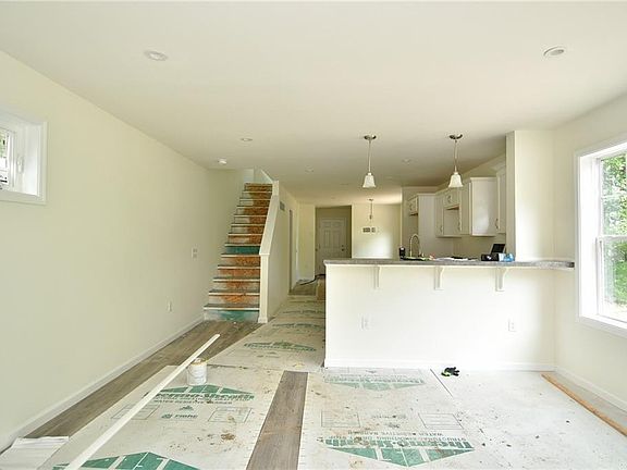 3rd image of 1213 Madeira St
