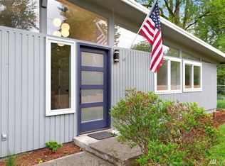25325 SE 216th St, Maple Valley, WA 98038