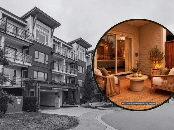 22136 49th Ave #101, Langley, BC V3A 3R1