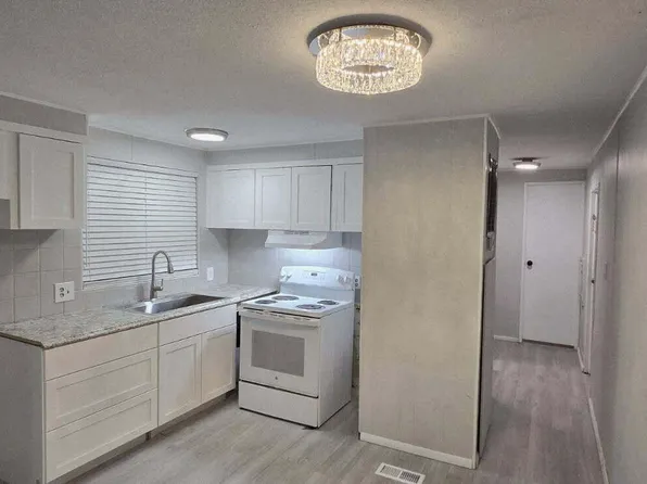 1402 S 76th Place, Mesa, AZ 85209