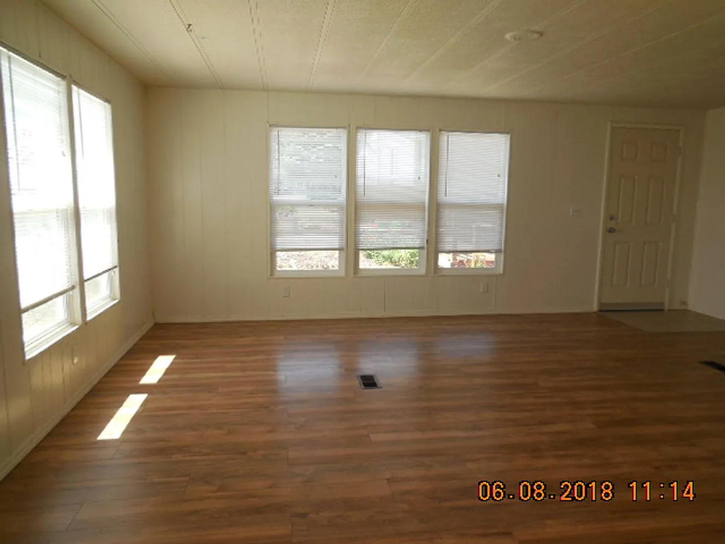 1500 S Columbus Ave #40 - James Miller — Photo 2