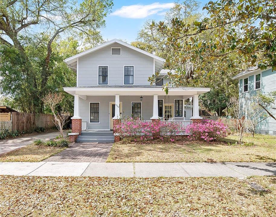 1st image of 1702 Magnolia Ave