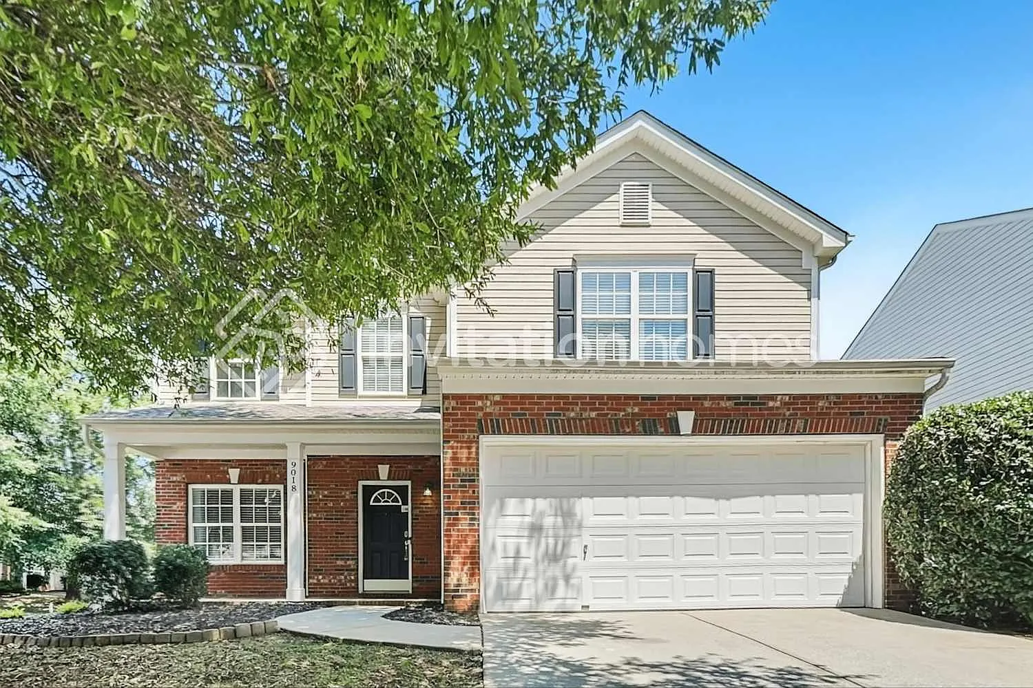 9018 Gailes Dr Charlotte, NC 28278 — Photo 1