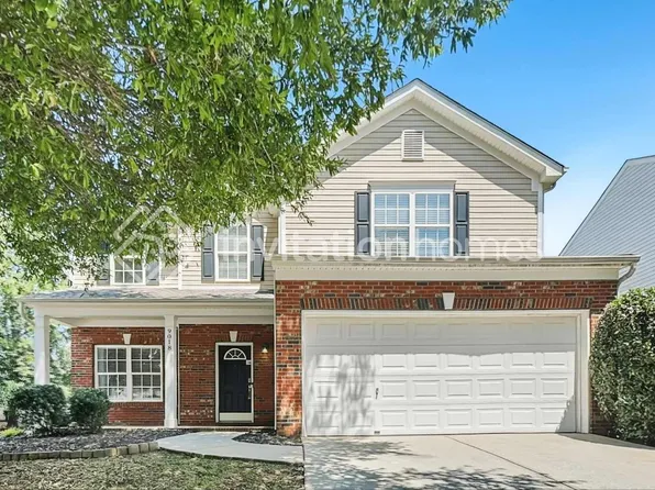 9018 Gailes Dr, Charlotte, NC 28278