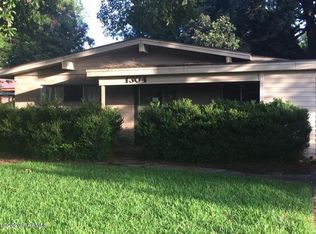 1304 Versailles Cres, New Iberia, LA 70560