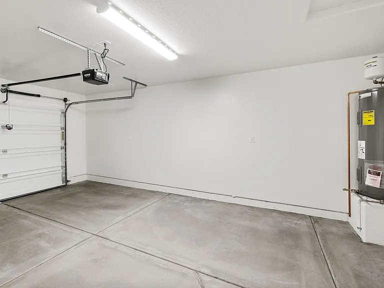 6201 N Reata Dr #2 — Photo 21